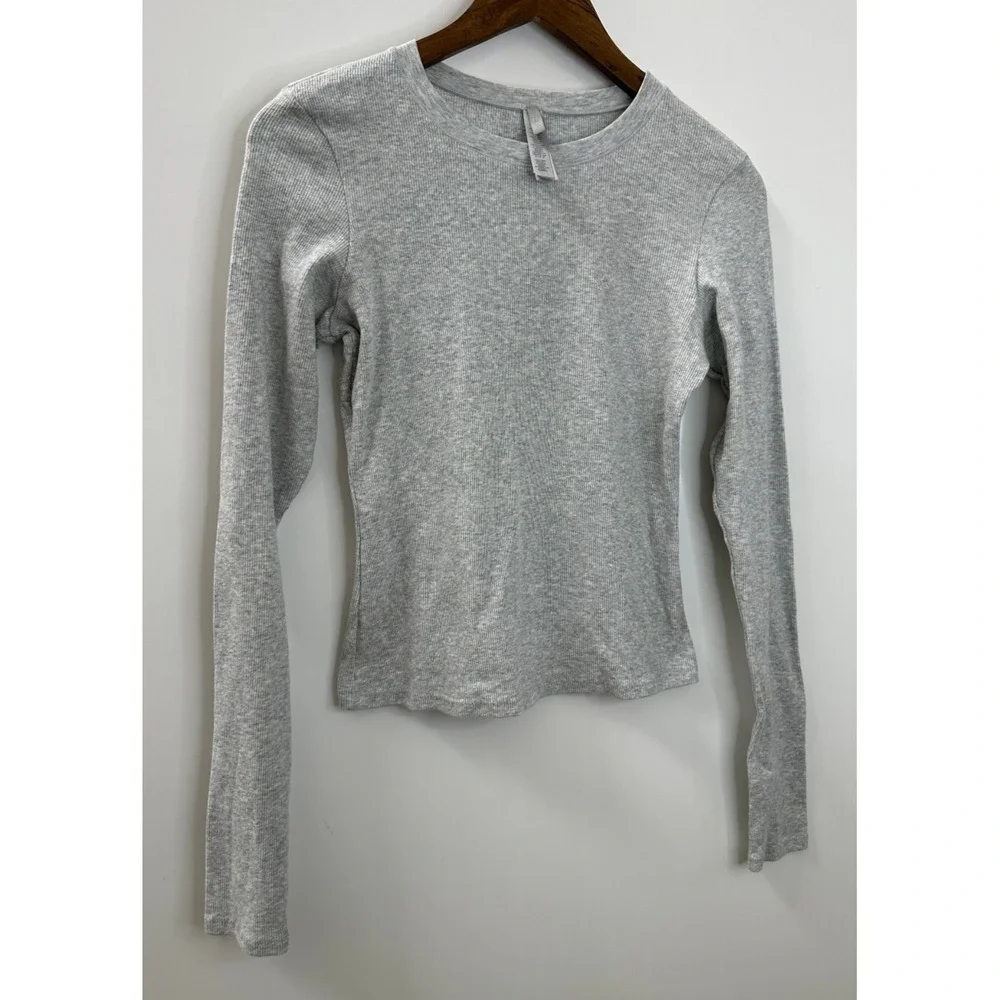 SKIMS Ribbed Cotton Blend Crew Neck Long Sleeve Large Top Light Heather Gray - Picture 11 of 12